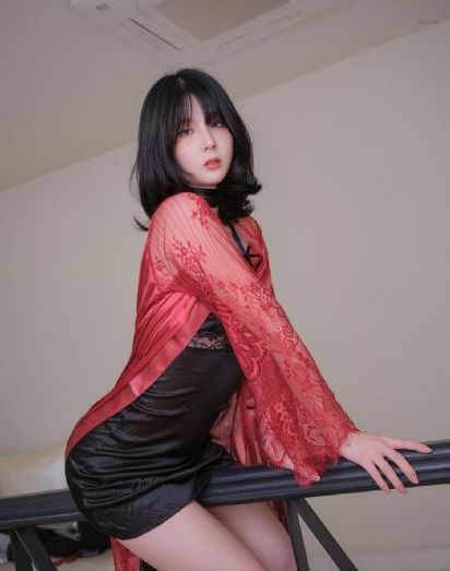 少爷～别揉我胸啊嗯动漫